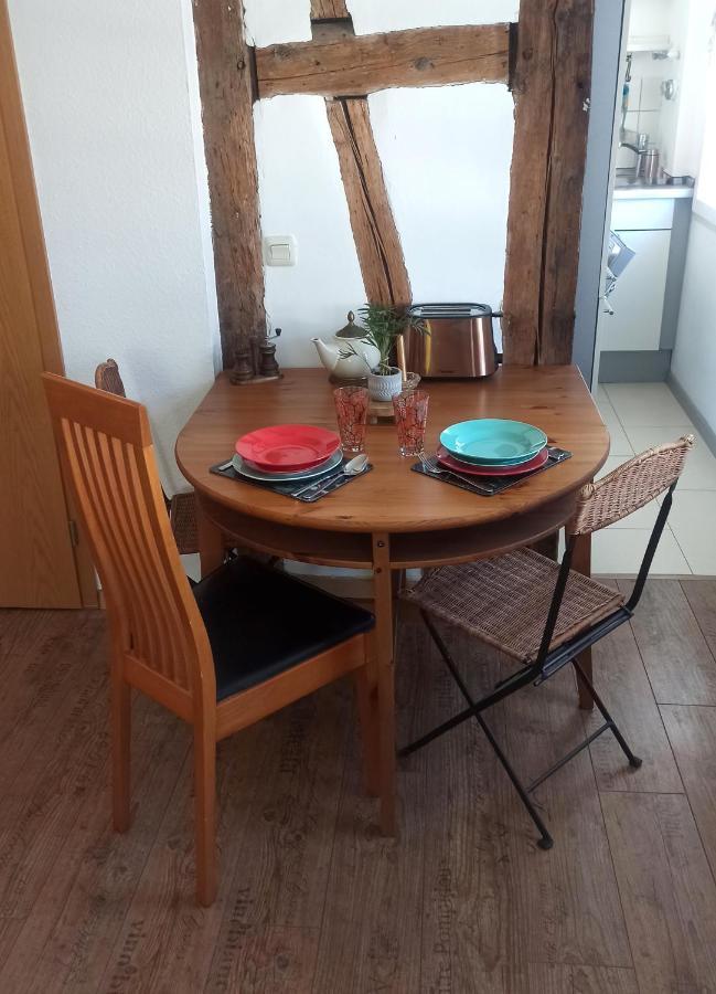 Fewo - Charmante 2 Zimmer Wohnung Mitten In Markdorf Dış mekan fotoğraf