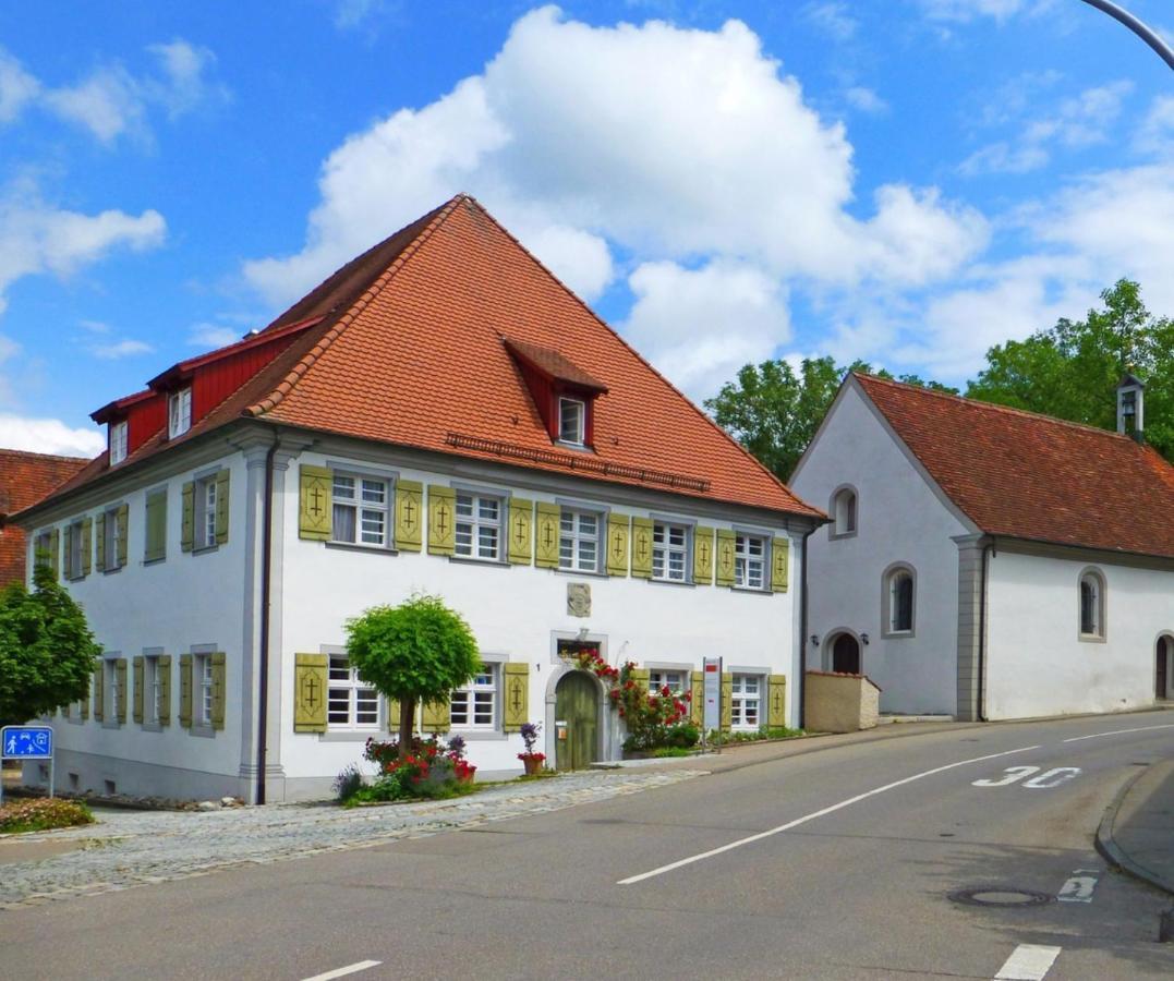 Fewo - Charmante 2 Zimmer Wohnung Mitten In Markdorf Dış mekan fotoğraf
